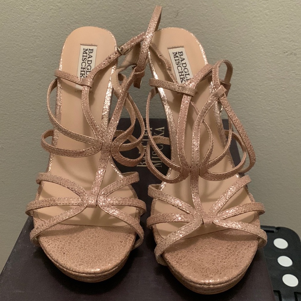 Beautiful Designer Brand Heels, Size 9 mauve gold